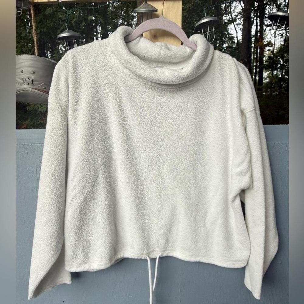 Aerie Soft Cream‎ Sherpa Jacket
